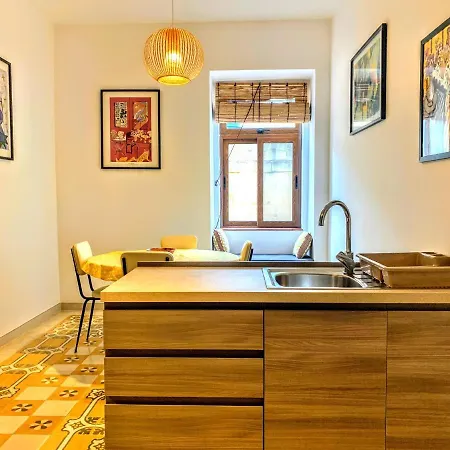 Spacious 1 Bedroom On Republic Street Valletta